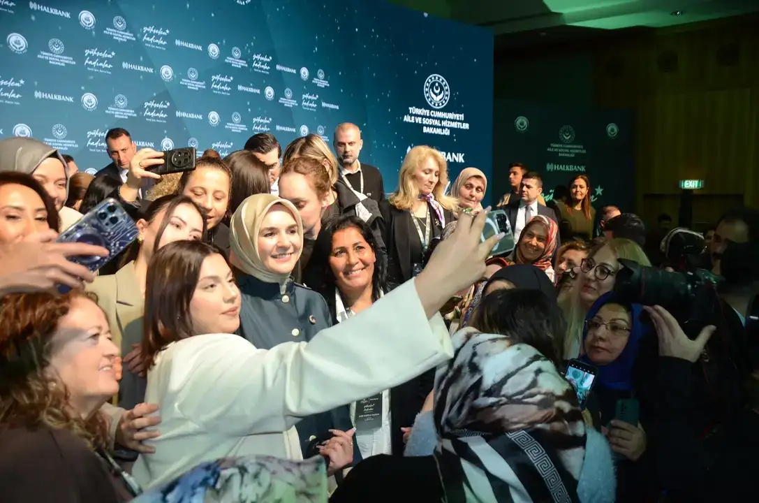 Antalya’da Yükselen Kadınlar Projesi Tanıtıldı! 8